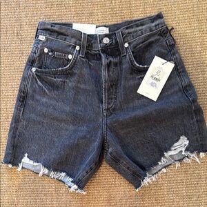 Citizens of Humanity Elle Black Denim Shorts in Neutron. Size 26. NWT